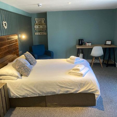 The Goldon Lion Hotel Weymouth Bagian luar foto