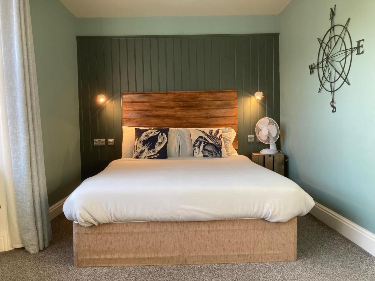 The Goldon Lion Hotel Weymouth Bagian luar foto